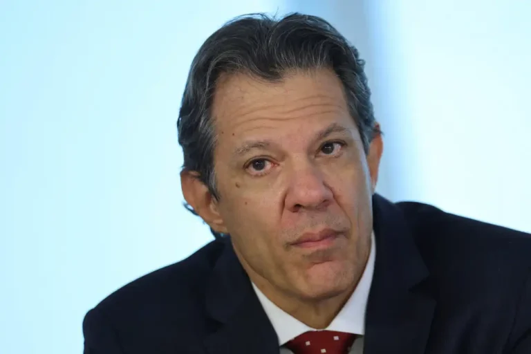 Fernando Haddad descarta candidatura em 2026 e planeja sucessão no Ministério da Fazenda