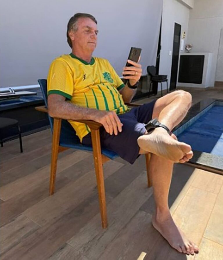 Michelle se reúne com Gilmar Mendes e solicita prisão domiciliar de Jair Bolsonaro por motivos humanitários