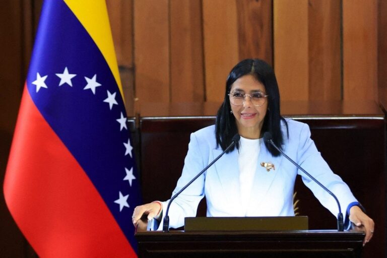 Parlamento da Venezuela inicia debate sobre ampla lei de anistia para presos políticos ‘traidores da pátria’