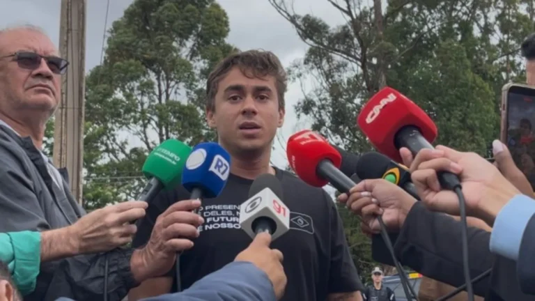 Disputas Internas no PL Geram Embate Entre Eduardo Bolsonaro e Nikolas Ferreira