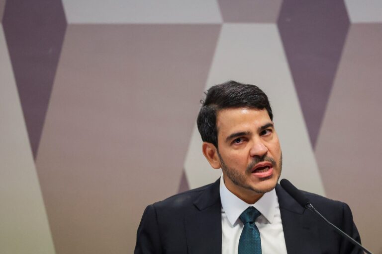 Gilmar Mendes defende trajetória de Jorge Messias após rejeição no Senado: “um dos maiores juristas da história recente do Brasil”