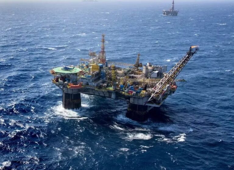 Petrobras identifica nova reserva de hidrocarbonetos no pré-sal da Bacia de Campos