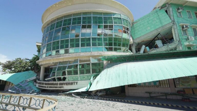 Terremoto nas Filipinas deixa 46 mortos e causa destruição em Mindanao