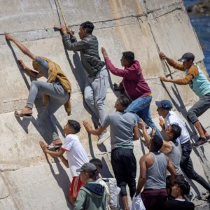crise migratória em Ceuta