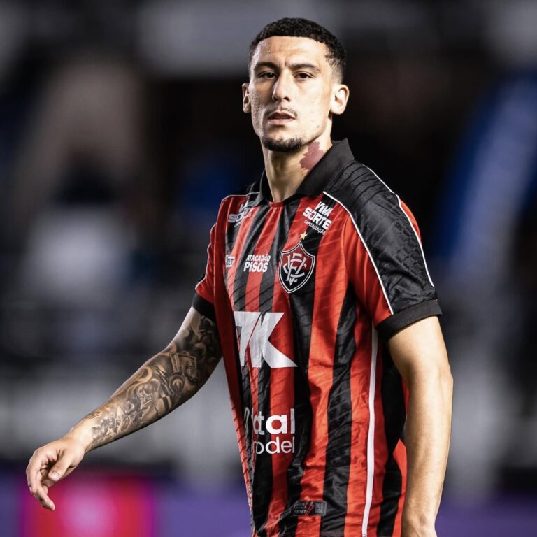 Vitória perde Gabriel Baralhas por lesão para duelo contra o Botafogo
