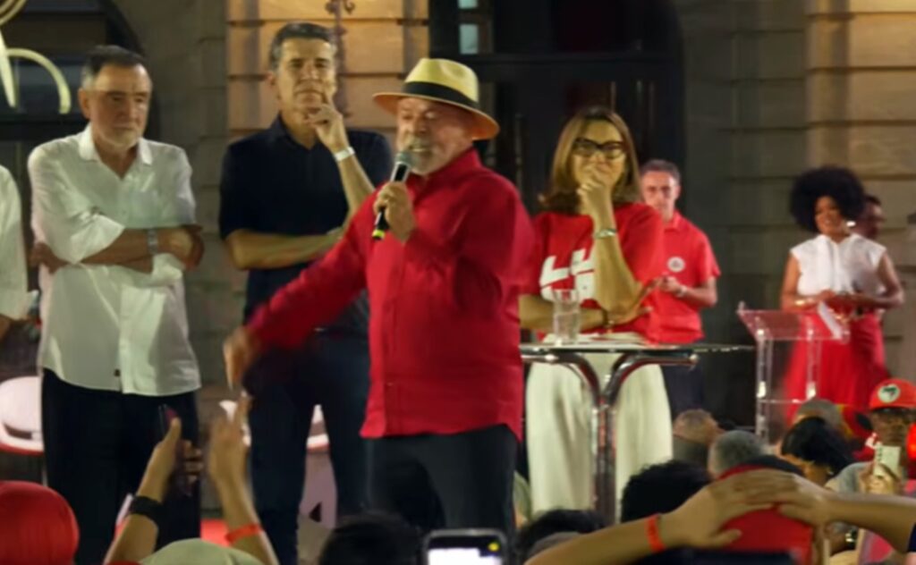 Lula e Trump: presidente detalha conversa sobre tarifaço e rejeita interferência no Brasil