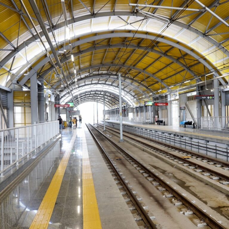 Governo revoga licitação de R$ 500 milhões para novos trens do metrô de Salvador