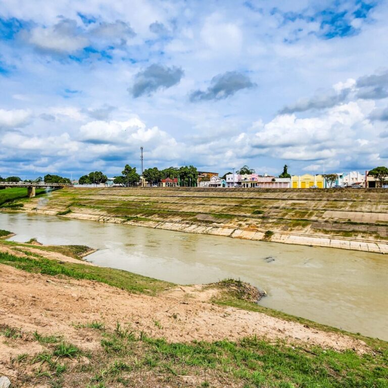Seca severa no Acre leva governo a decretar emergência por 180 dias