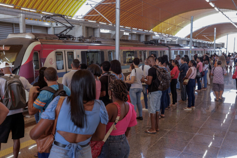 TJBA mantém validade da lei do ‘vagão rosa’ no metrô de Salvador