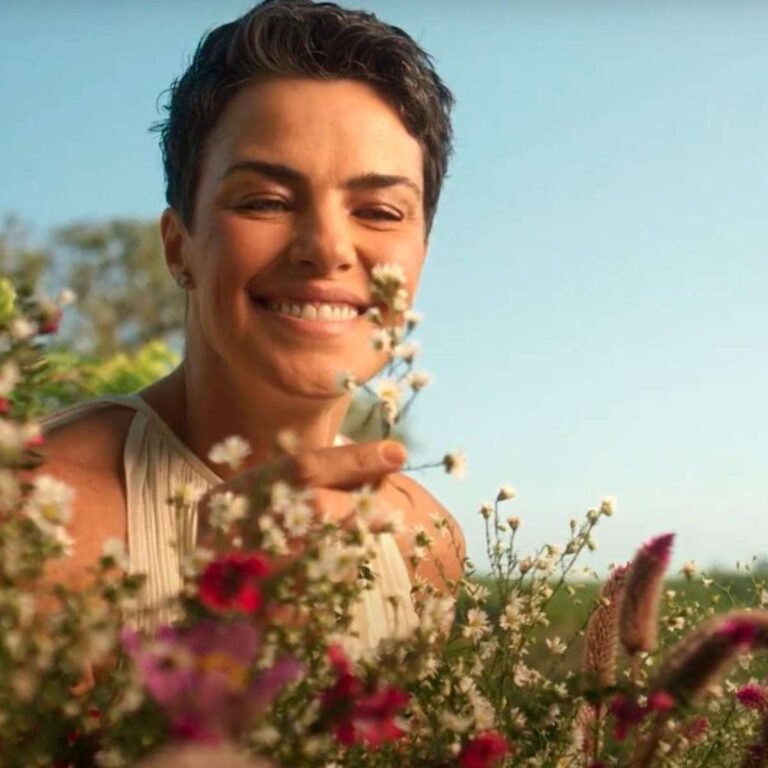 Ana Paula Arósio trocou a Globo pela vida rural e continua avessa às aparições