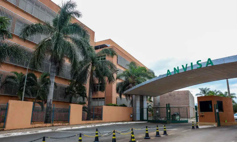 Anvisa manda recolher Phesgo falsificado e três lotes irregulares de Dysport