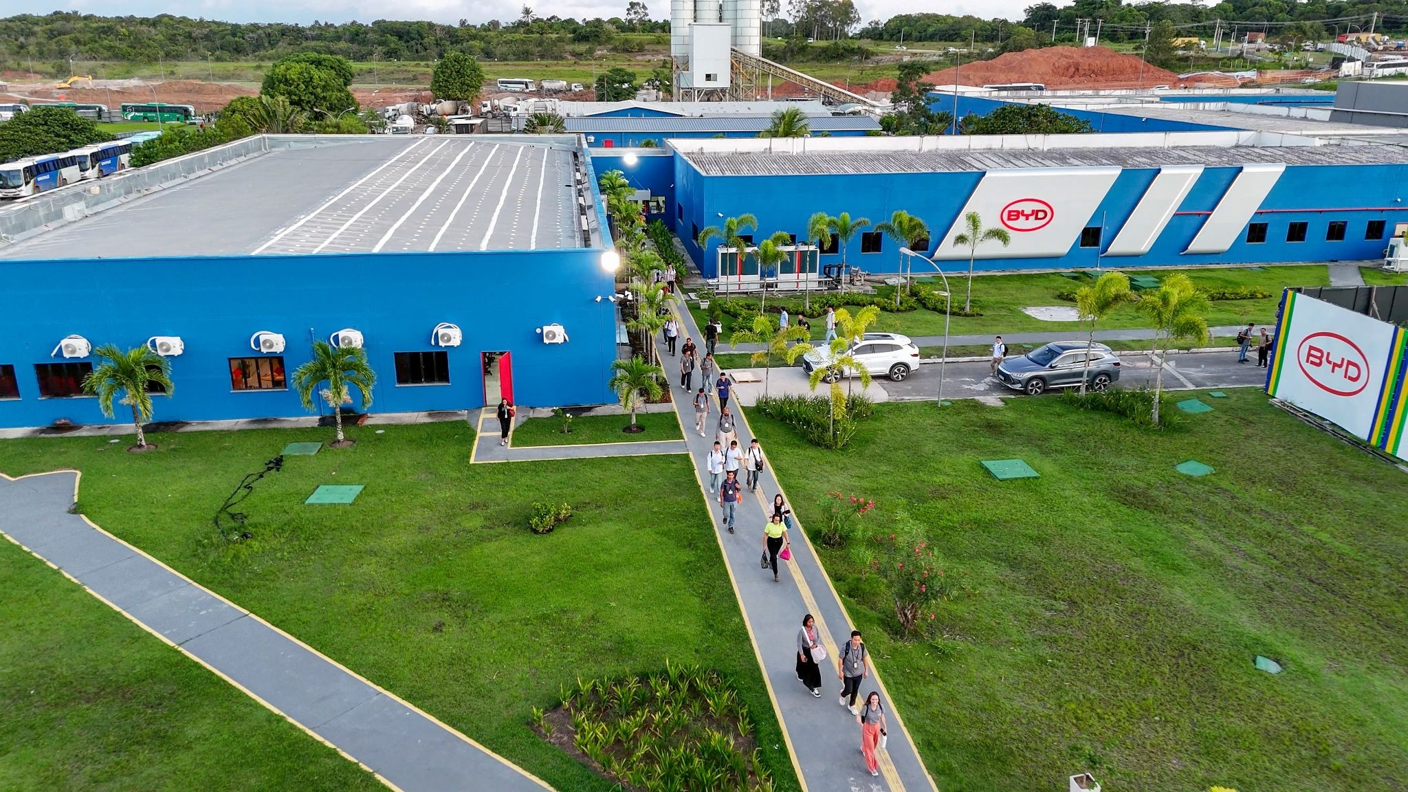 BYD amplia quadro em Camaçari e prepara terceiro turno de produção