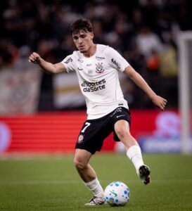 Corinthians desiste de vender Breno Bidon ao Besiktas; meio-campista permanece no clube