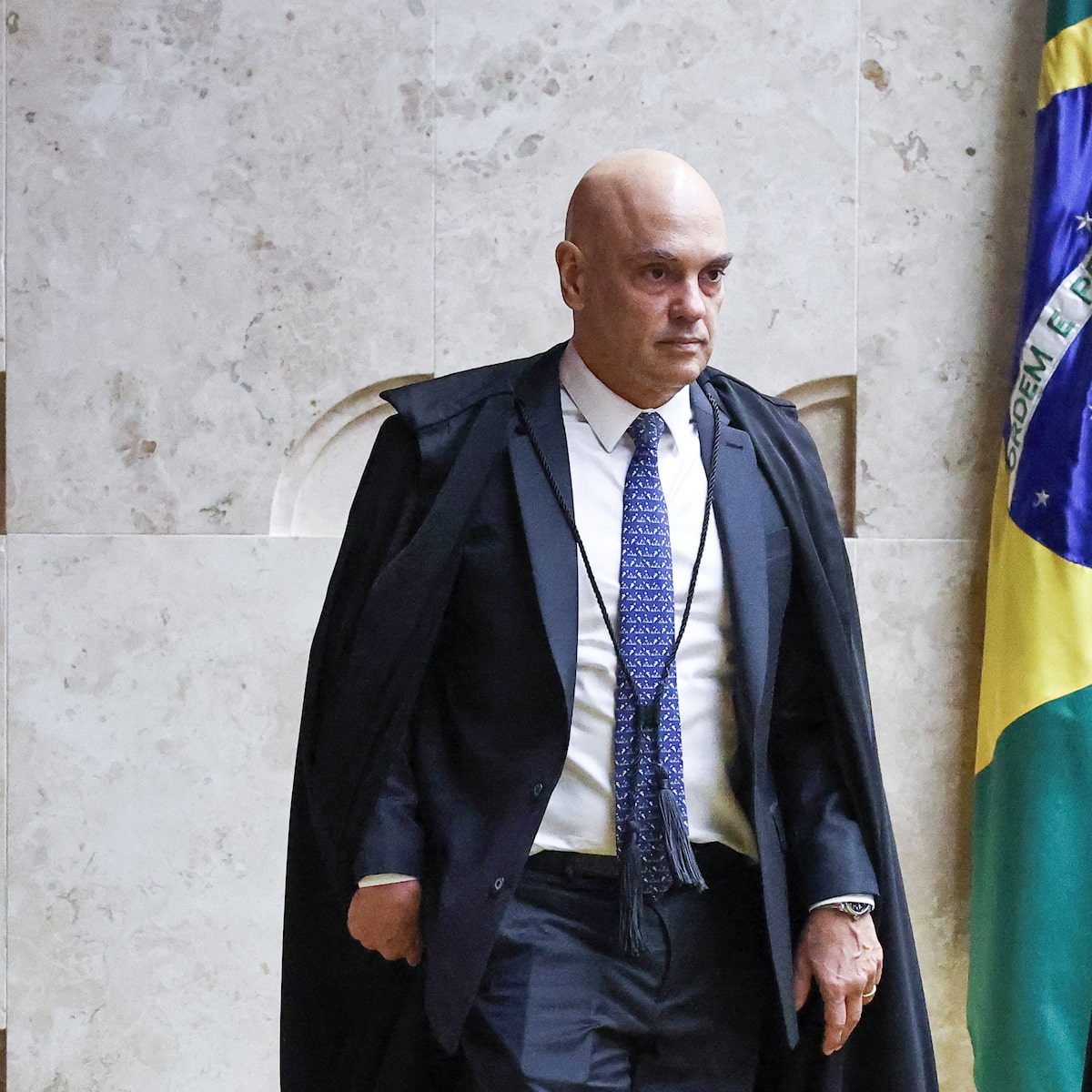 Mendonça libera apuração sobre Moraes para o plenário do STF
