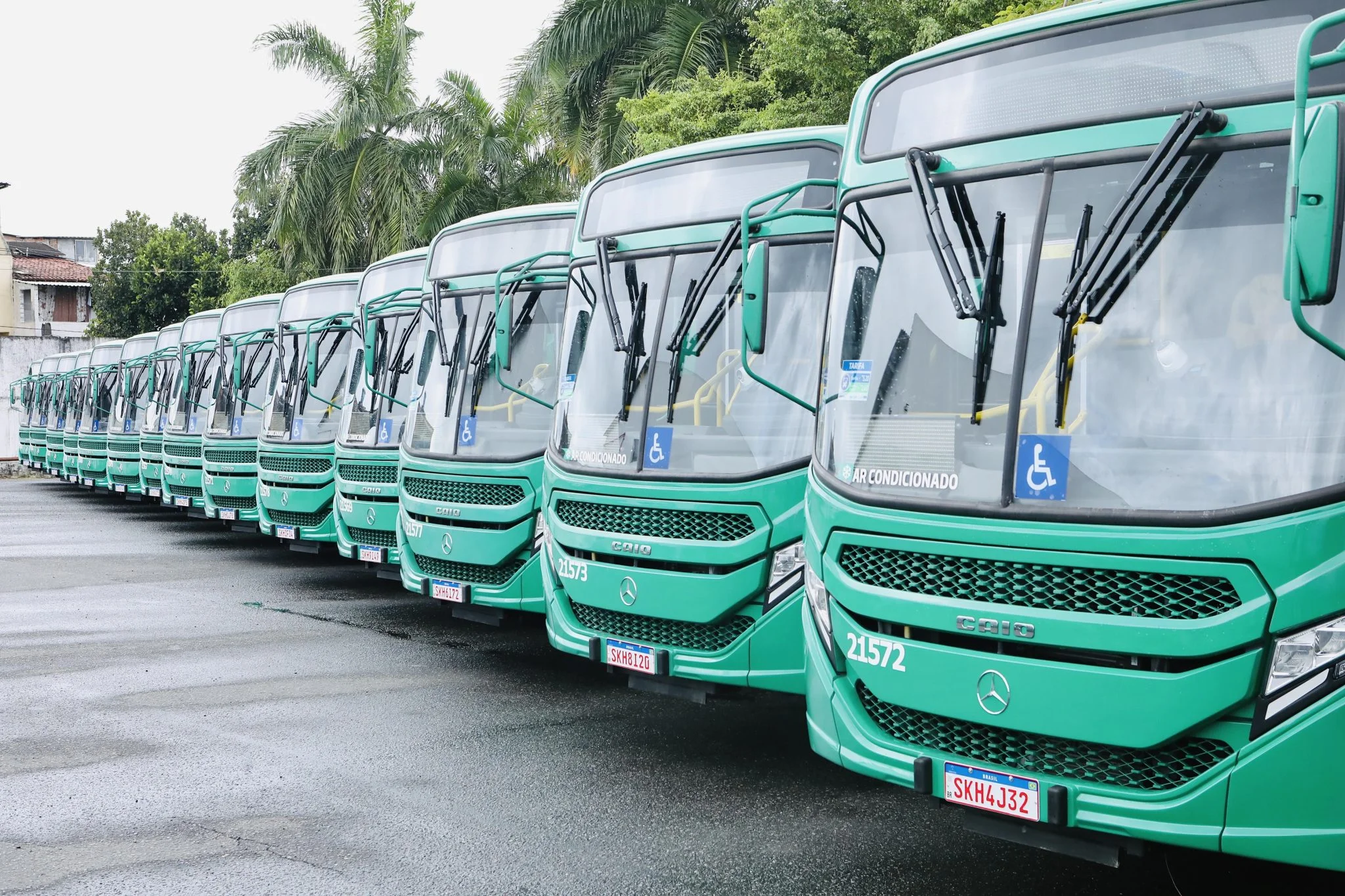 ônibus climatizados Salvador