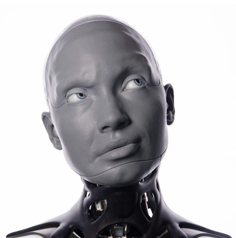 OpenAI confirma desenvolvimento de robô humanoide e aposta em IA física