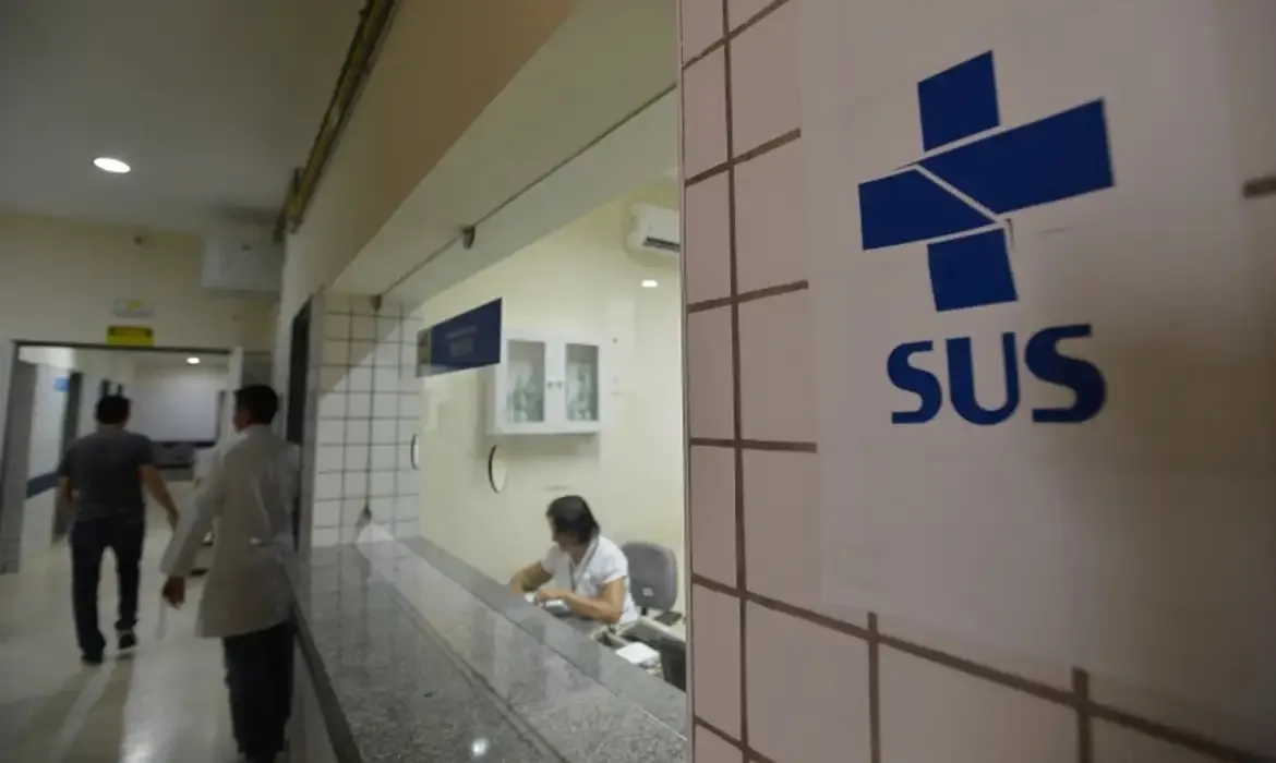 SUS institui avaliação médica anual obrigatória para mulheres