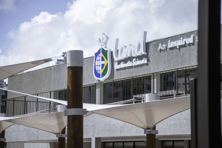 Land School Pituba promove aulão gratuito para o Enem 2026 em Salvador