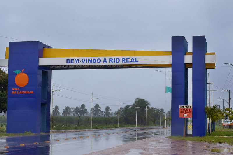 Chuvas na Bahia: 13 municípios decretam emergência e trecho da BA-413 segue bloqueado