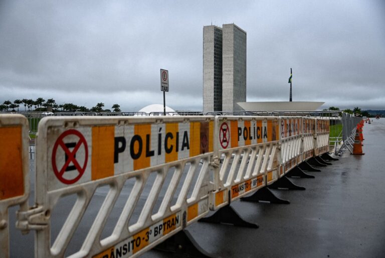 Esplanada dos Ministérios fecha no 1º turno das eleições; secretário cita precaução