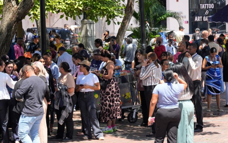 Terremoto de magnitude 7,7 atinge o Panamá; alerta de tsunami é retirado
